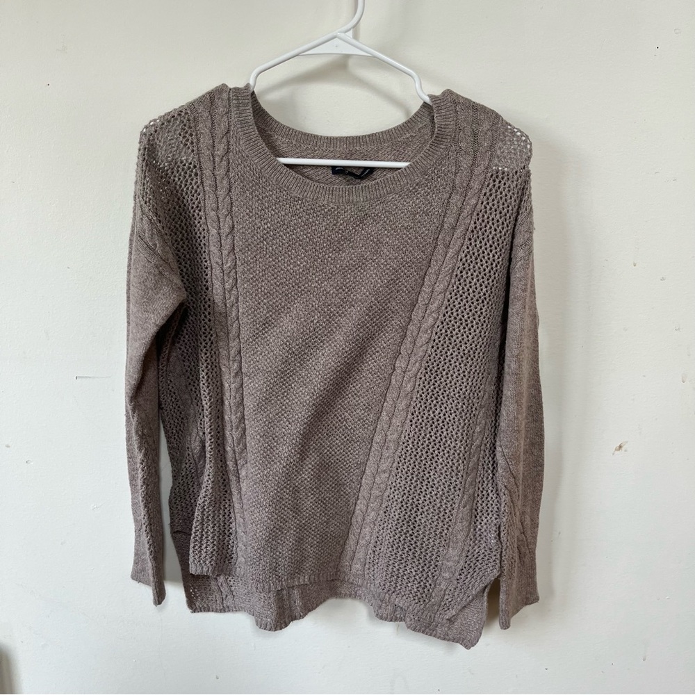 American Eagle sweater